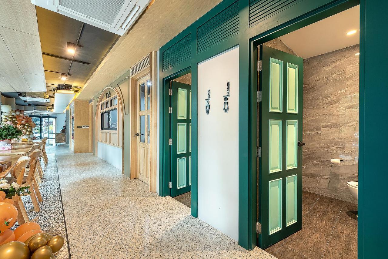 Phra Nakhon Poshtel Hostel Bangkok Exterior photo
